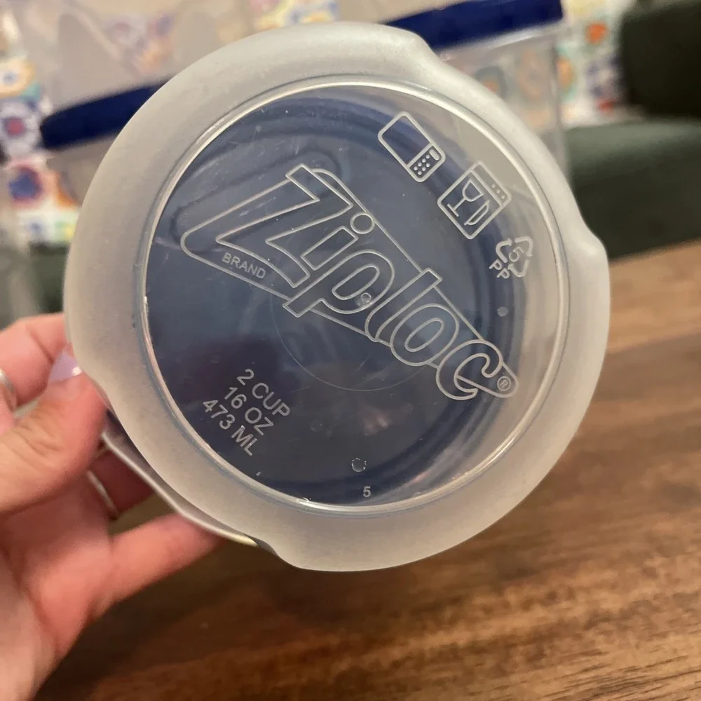 7 Ziploc Twist 'n Loc‎ Med Round 1 Qt/32 Oz/4Cup Containers & Lids Sm 8oz/2cup